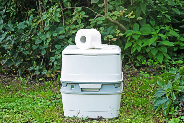 Best Portable restroom trailer rental  in Worthington, OH